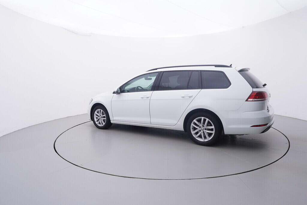 OV190V09486_12.webp_GOLF Comfortline 2.0 TDI 110 kW automat