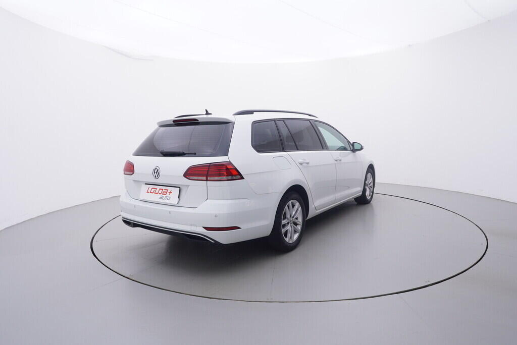OV190V09486_14.webp_GOLF Comfortline 2.0 TDI 110 kW automat