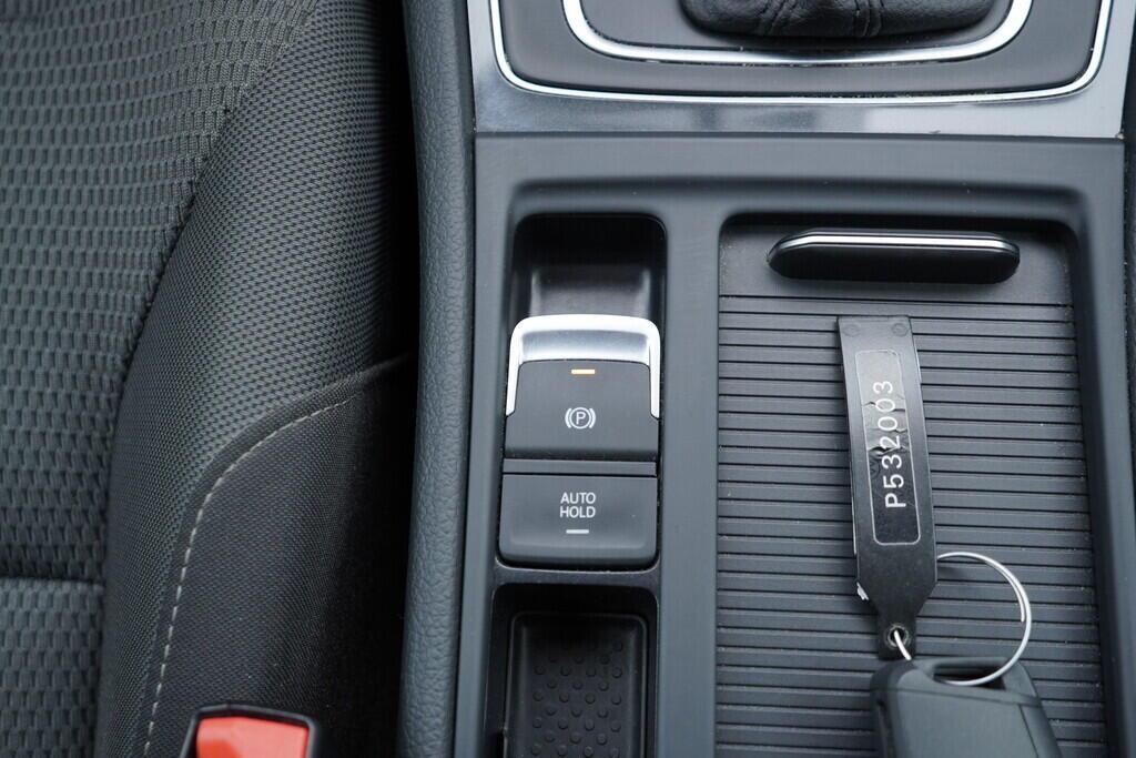 OV190V09486_35.webp_GOLF Comfortline 2.0 TDI 110 kW automat