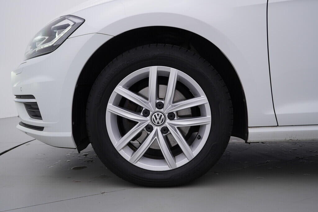 OV190V09486_41.webp_GOLF Comfortline 2.0 TDI 110 kW automat