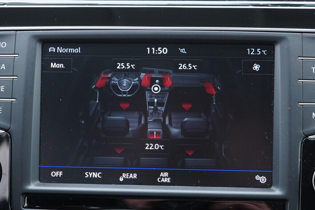 OV190V09487_31.webp_TOURAN Highline 1.4 TSI 110 kW automat