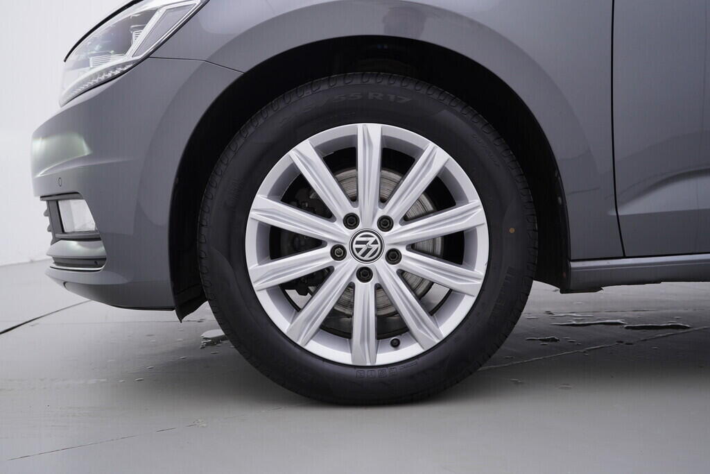 OV190V09487_42.webp_TOURAN Highline 1.4 TSI 110 kW automat