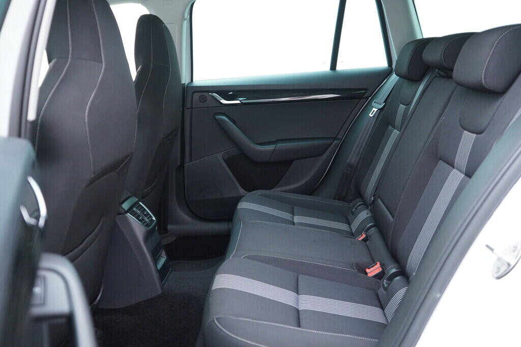 OV190V09488_39.webp_OCTAVIA Style 2.0 TDI 110 kW automat