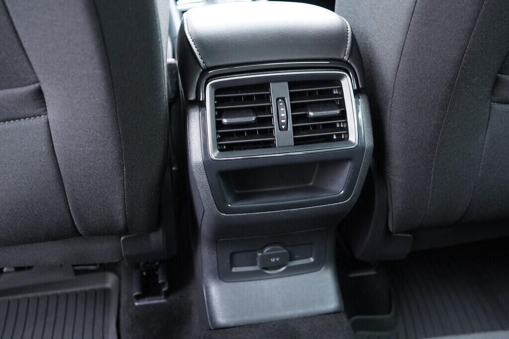 OV190V09491_35.webp_KAROQ Ambition 2.0 TDI 110 kW automat, DPH