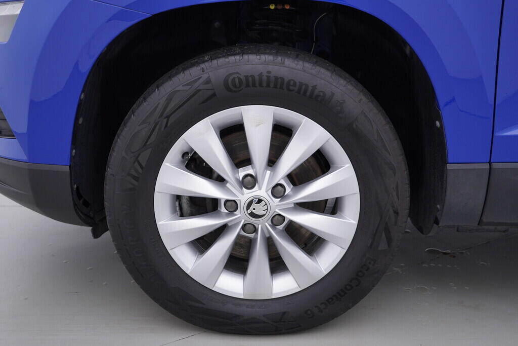 OV190V09491_40.webp_KAROQ Ambition 2.0 TDI 110 kW automat, DPH