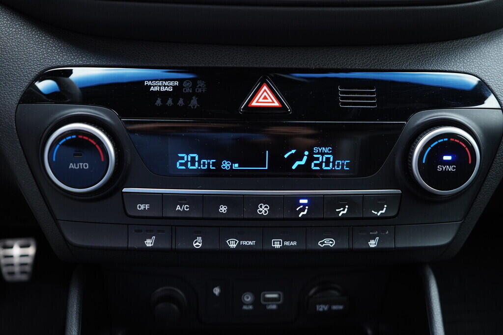 OV190V09492_41.webp_TUCSON  2.0 16V _ kW manuál