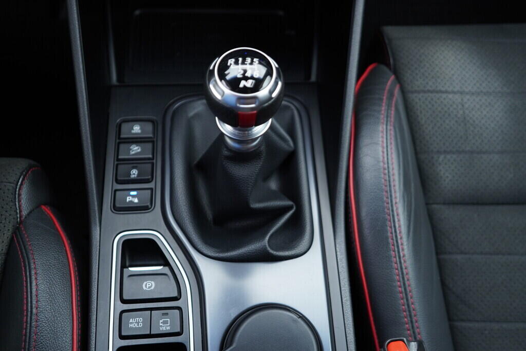 OV190V09492_46.webp_TUCSON  2.0 16V _ kW manuál