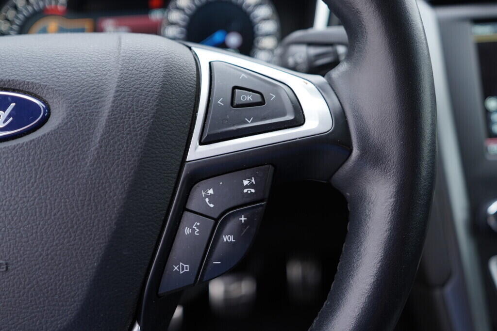 OV190V09493_27.webp_MONDEO Titanium 1.5 EcoBoost 118 kW manuál