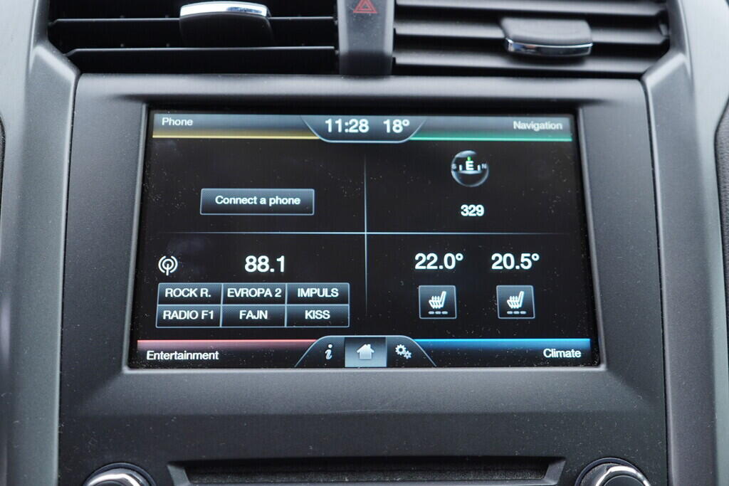 OV190V09493_31.webp_MONDEO Titanium 1.5 EcoBoost 118 kW manuál