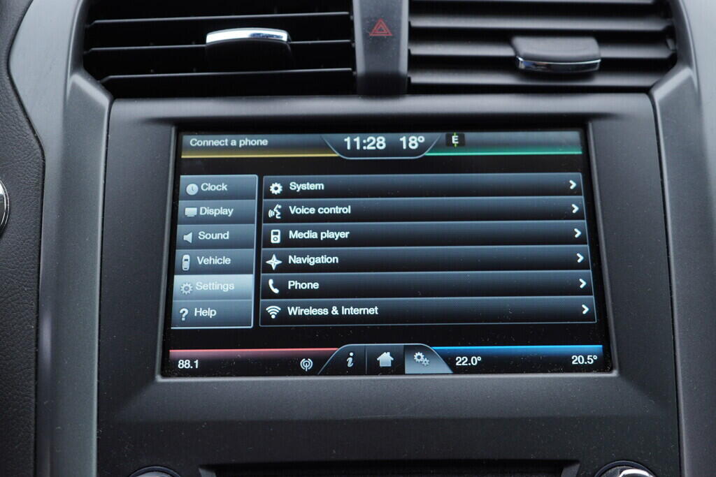 OV190V09493_35.webp_MONDEO Titanium 1.5 EcoBoost 118 kW manuál