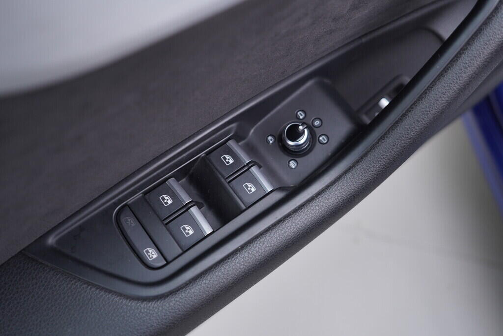 OV190V09494_20.webp_A5 SPORTBACK Sport 3.0 TDI 160 kW automat