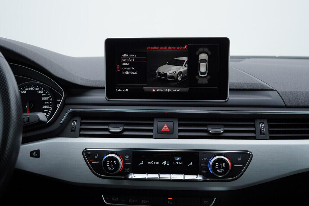 OV190V09494_35.webp_A5 SPORTBACK Sport 3.0 TDI 160 kW automat