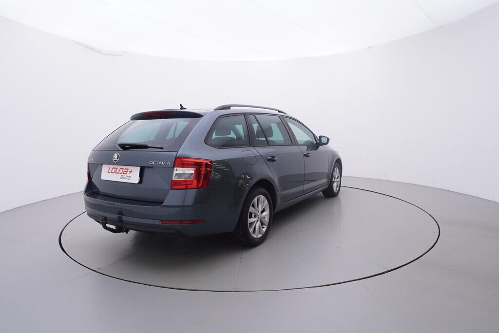 OV190V09496_14.webp_OCTAVIA Bussines 1.4 TSI 110 kW automat