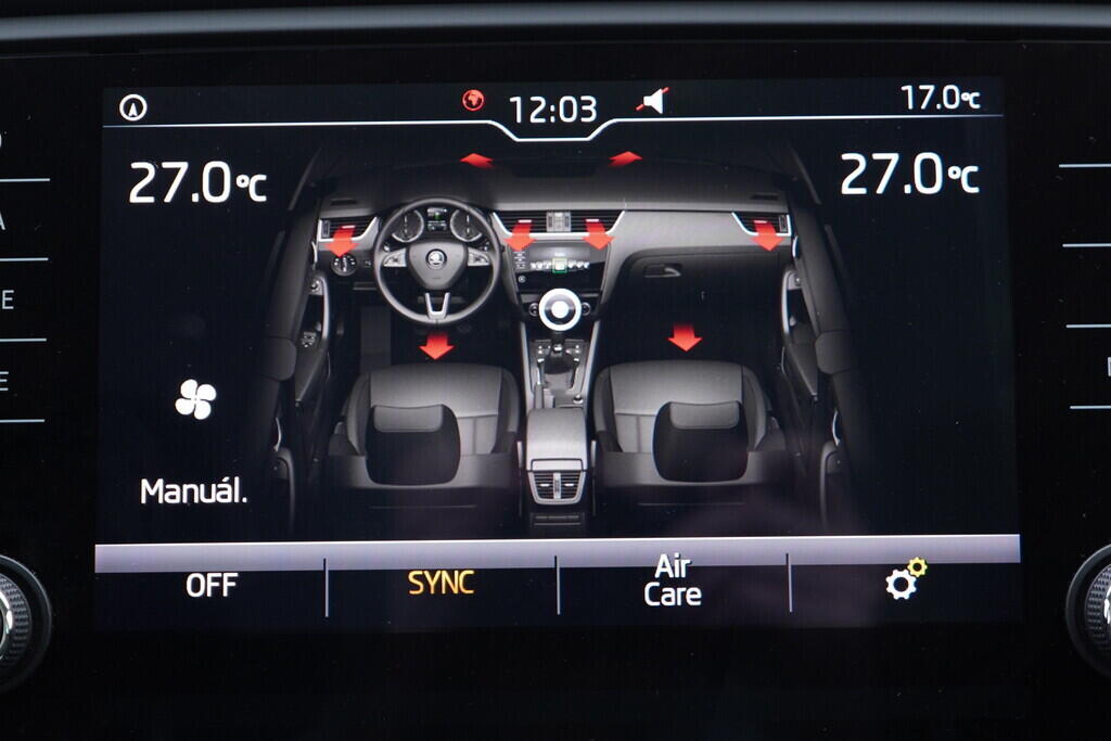 OV190V09496_32.webp_OCTAVIA Bussines 1.4 TSI 110 kW automat