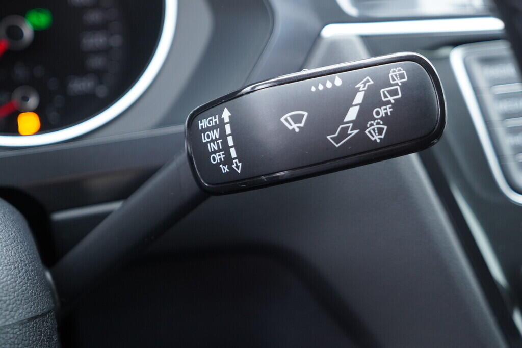 OV190V09497_25.webp_TIGUAN Comfortline 1.4 TSI 110 kW automat