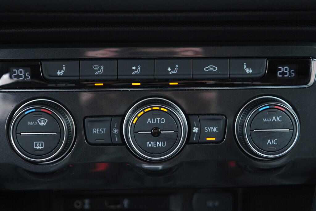 OV190V09497_33.webp_TIGUAN Comfortline 1.4 TSI 110 kW automat