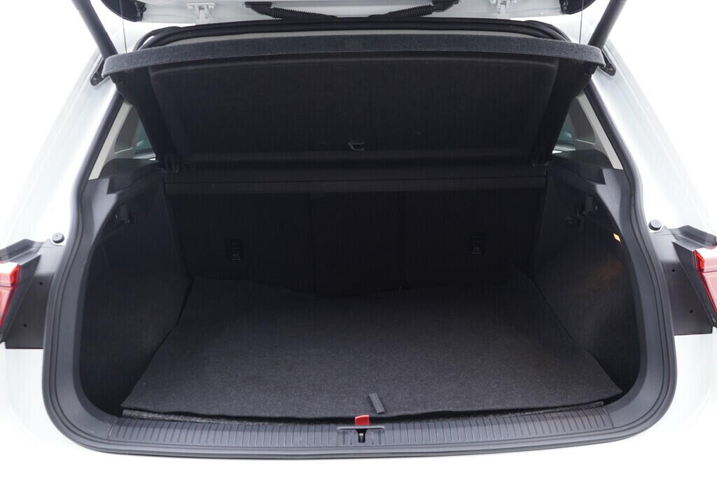 OV190V09497_40.webp_TIGUAN Comfortline 1.4 TSI 110 kW automat