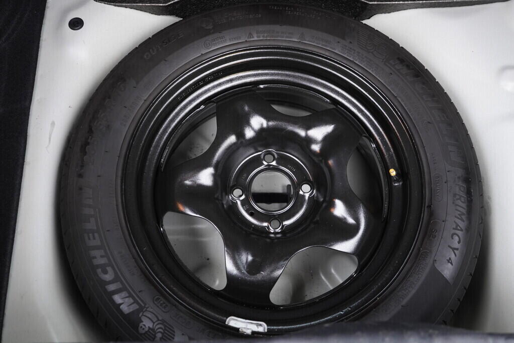 OV190V09499_40.webp_C3  1.2 PureTech  61 kW manuál