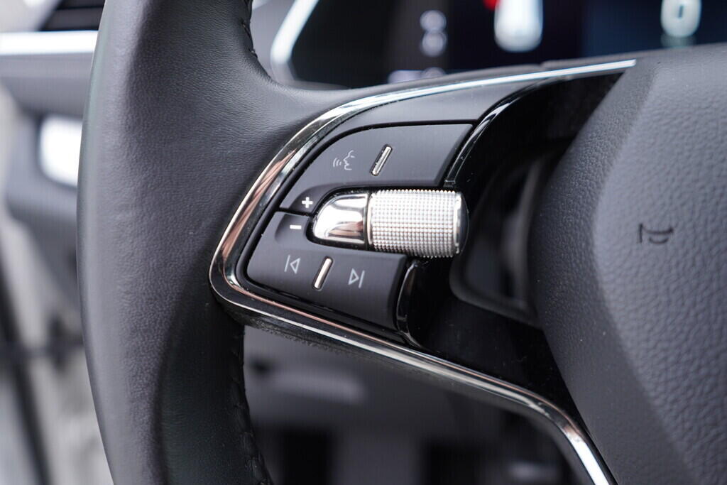 OV190V09502_25.webp_OCTAVIA Style 1.5 TSI 110 kW manuál, DPH