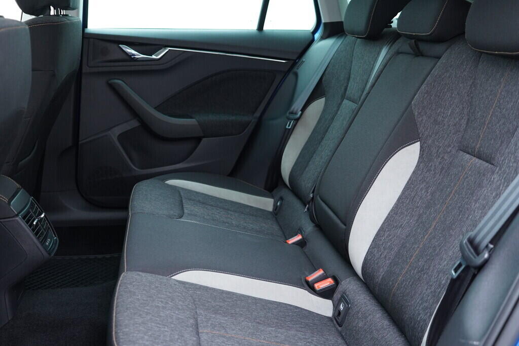 OV190V09503_35.webp_SCALA  1.6 TDI 85 kW manuál