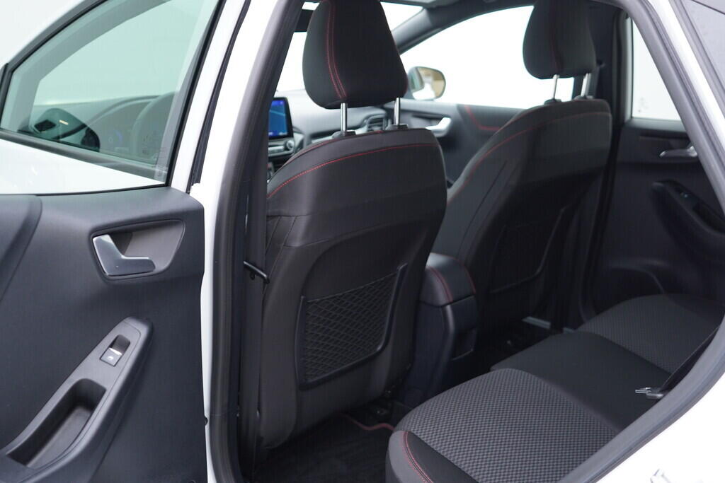 OV190V09505_33.webp_PUMA ST-Line 1.0  92 kW manuál