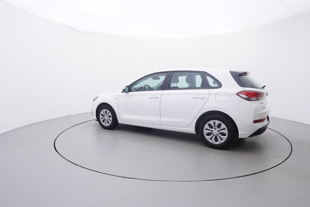 OV190V09506_12.webp_I30 Start Plus 1.5  81 kW manuál