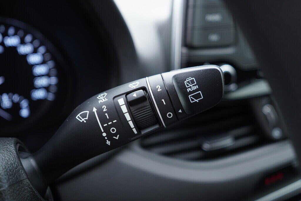 OV190V09506_24.webp_I30 Start Plus 1.5  81 kW manuál