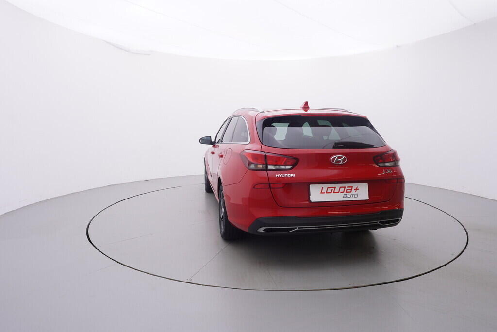 OV190V09507_13.webp_I30 Family Smart 1.0  88 kW manuál