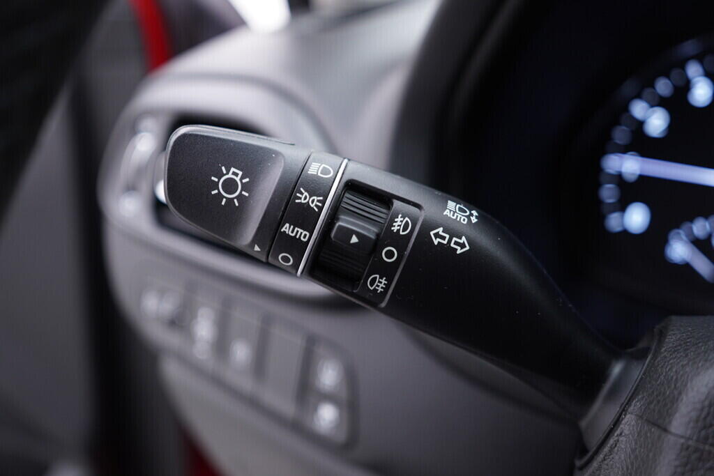 OV190V09507_23.webp_I30 Family Smart 1.0  88 kW manuál