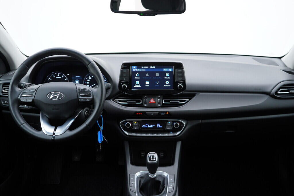 OV190V09507_25.webp_I30 Family Smart 1.0  88 kW manuál