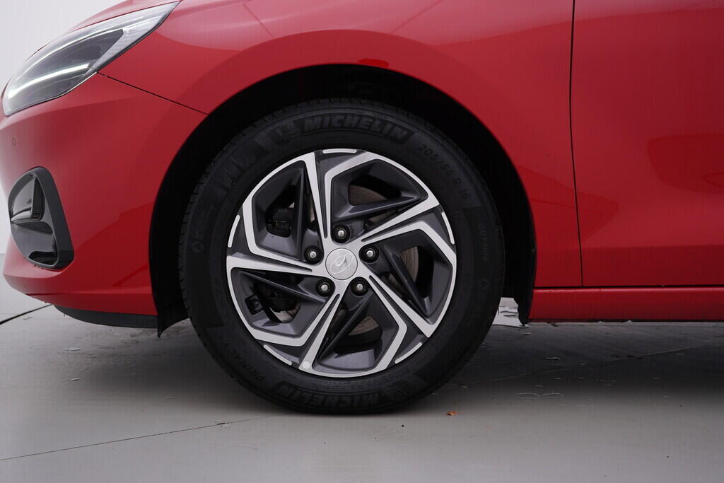 OV190V09507_35.webp_I30 Family Smart 1.0  88 kW manuál