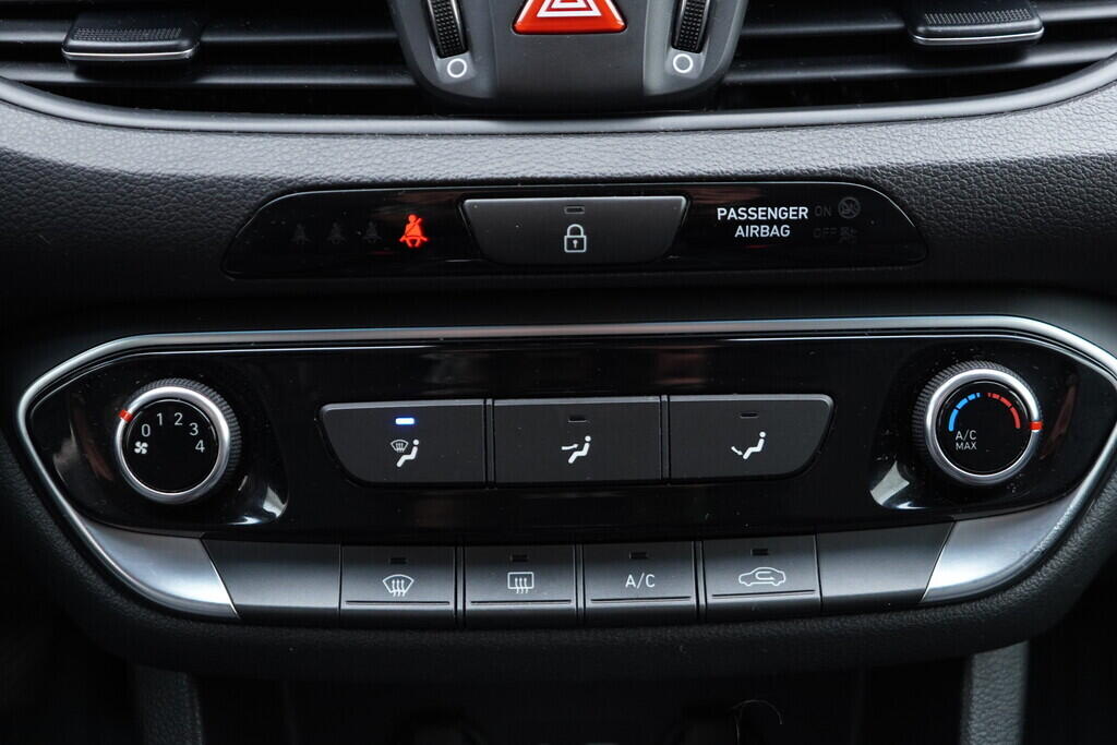 OV190V09509_30.webp_I30  1.0 T-GDi 88 kW manuál