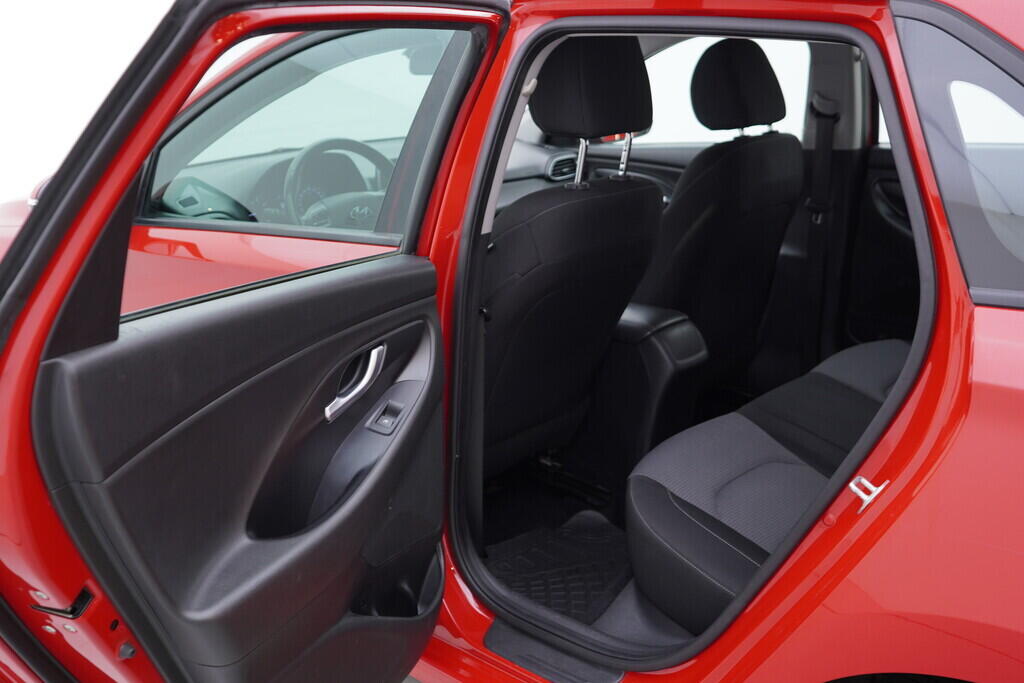 OV190V09509_32.webp_I30  1.0 T-GDi 88 kW manuál