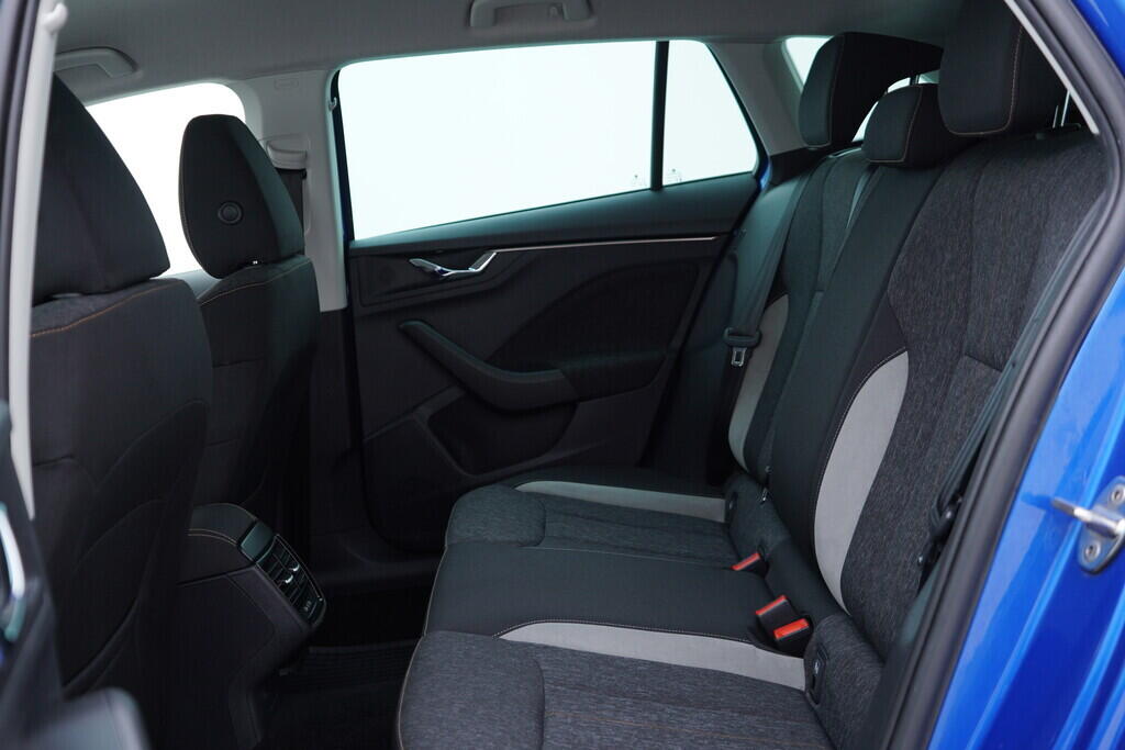 OV190V09510_34.webp_SCALA Style 1.6 TDI 85 kW manuál