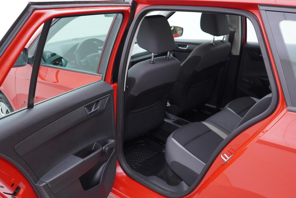 OV190V09512_31.webp_FABIA  1.2 TSI 81 kW manuál