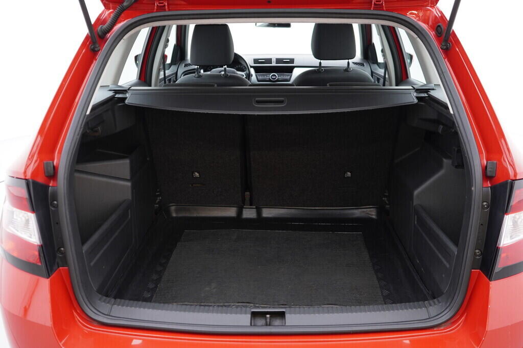 OV190V09512_33.webp_FABIA  1.2 TSI 81 kW manuál