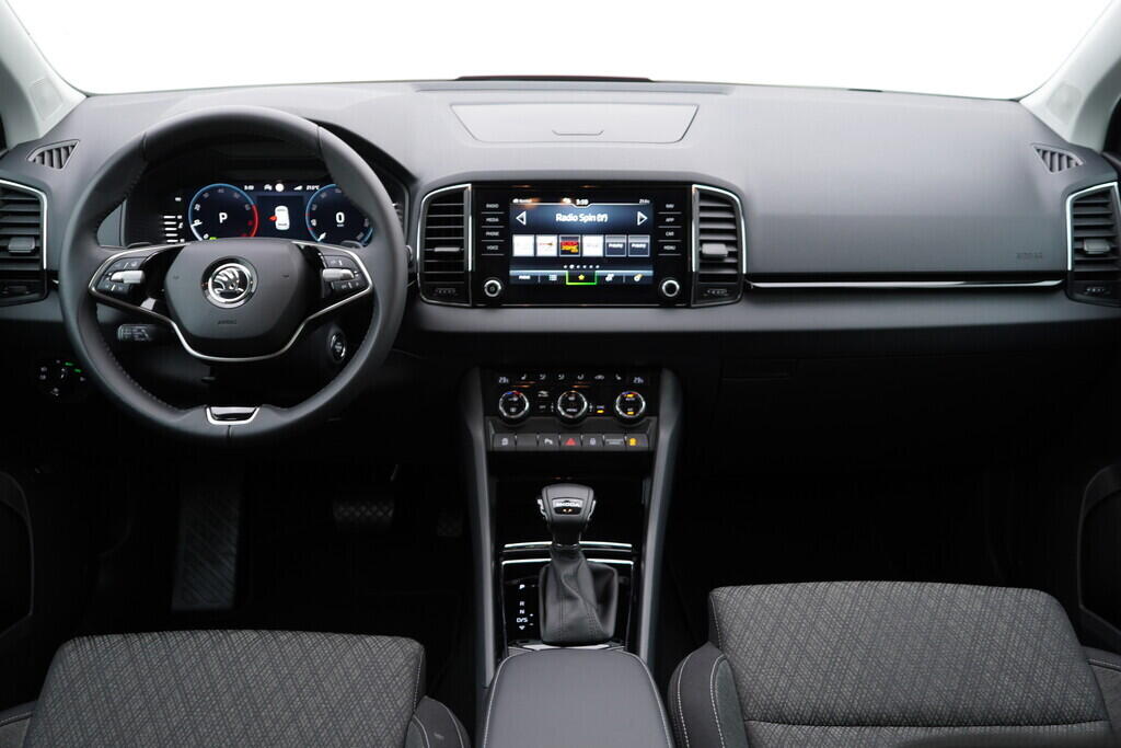 OV190V09515_26.webp_KAROQ Selection 1.5 TSI 110 kW automat, DPH