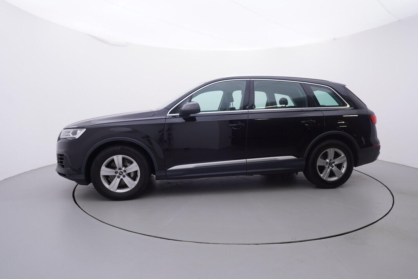 OV190V09519_11.webp_Q7  3.0 TDI 210 kW automat, DPH