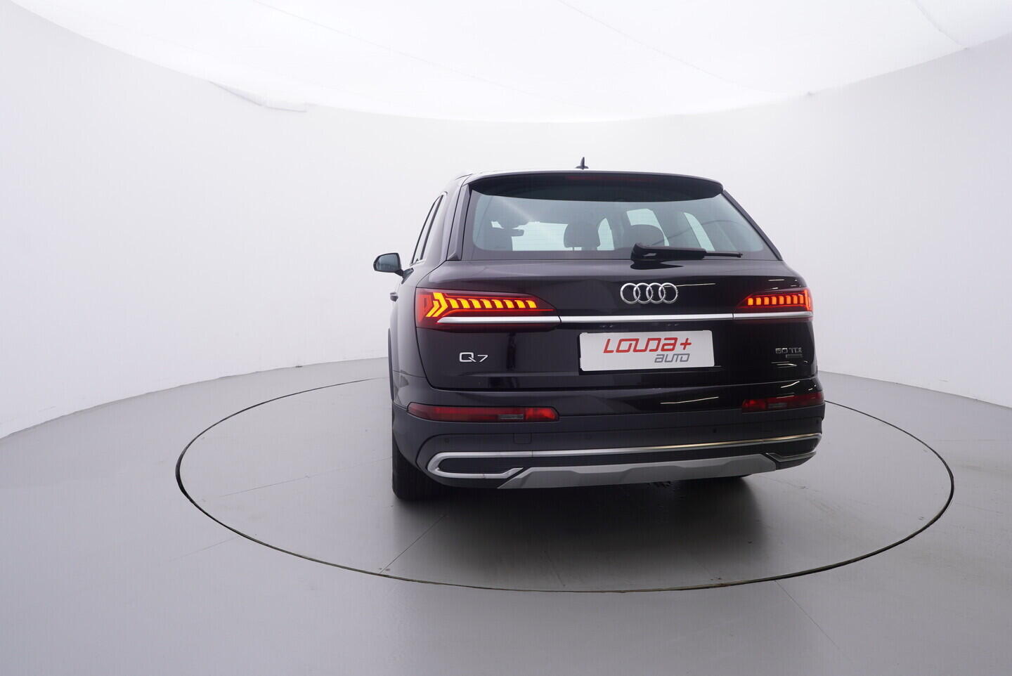 OV190V09519_13.webp_Q7  3.0 TDI 210 kW automat, DPH