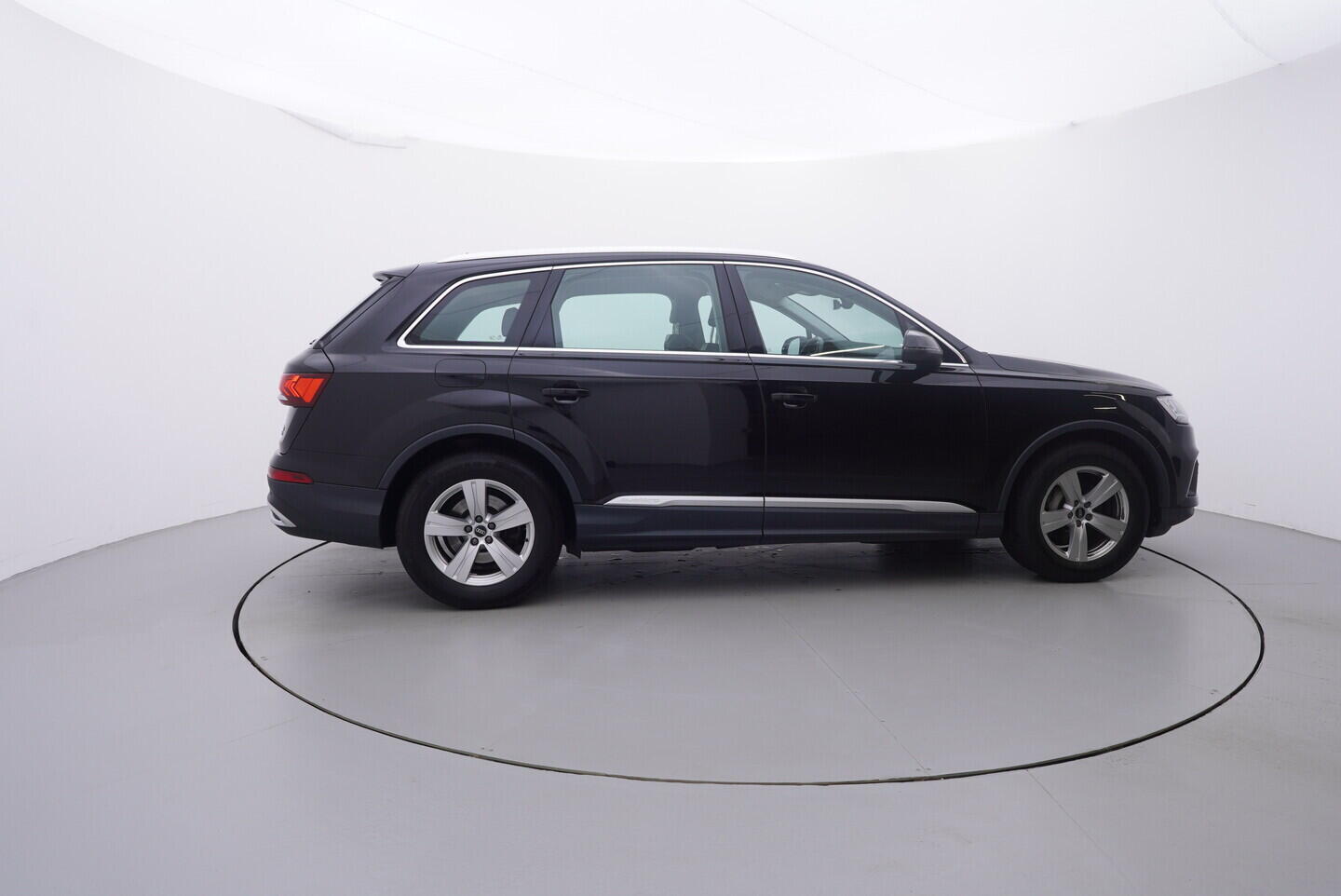 OV190V09519_15.webp_Q7  3.0 TDI 210 kW automat, DPH