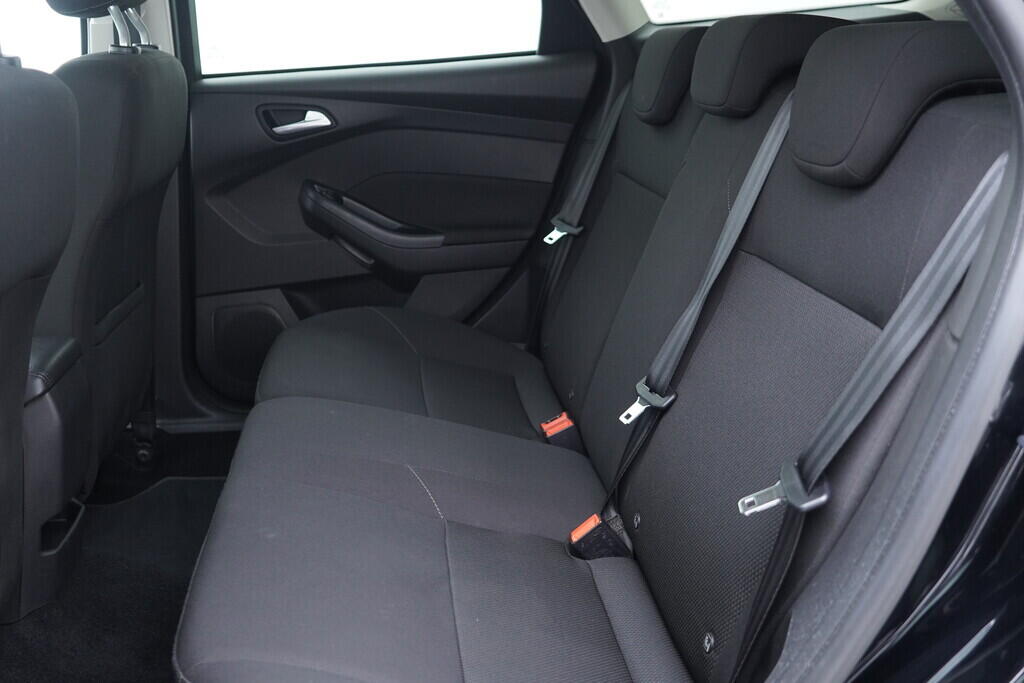 OV190V09520_33.webp_FOCUS Cool&Connect 1.0  92 kW manuál