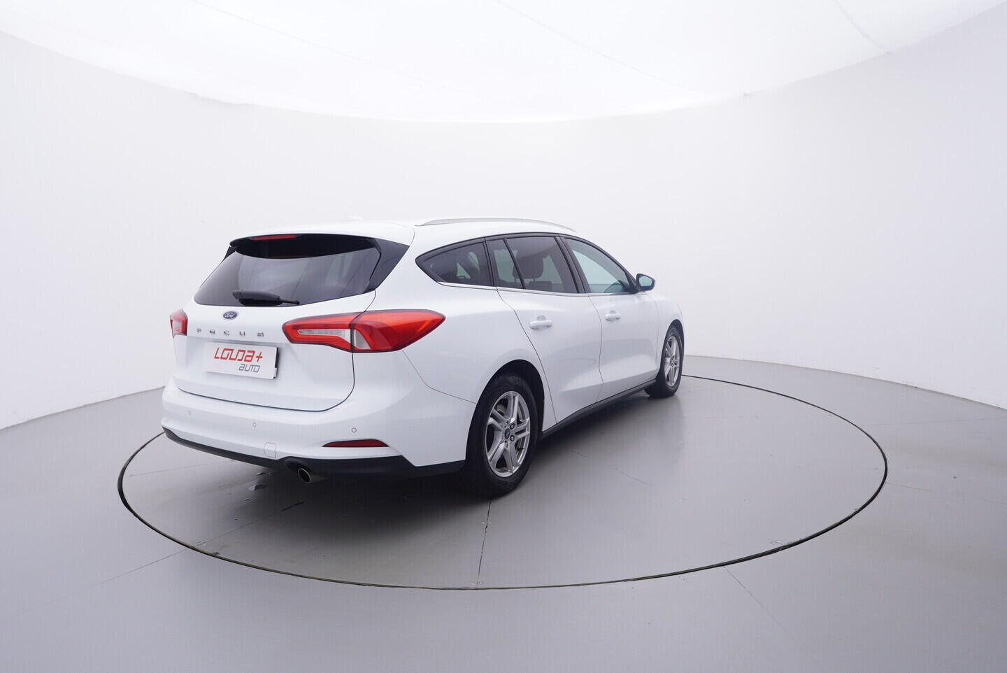 OV190V09521_14.webp_FOCUS Cool&Connect 1.5  88 kW manuál