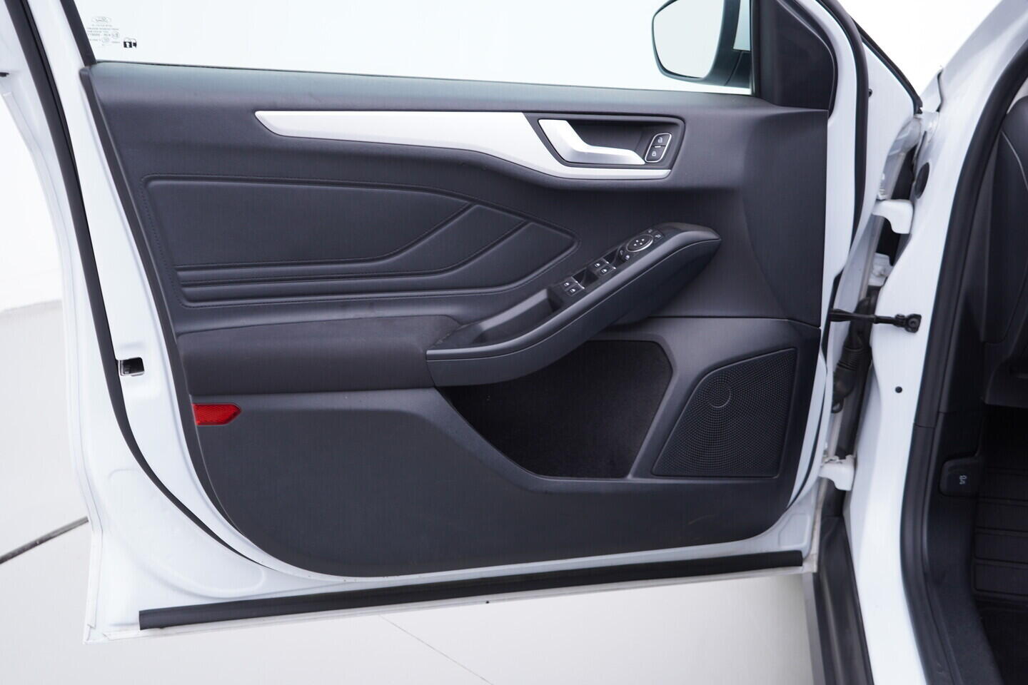 OV190V09521_19.webp_FOCUS Cool&Connect 1.5  88 kW manuál