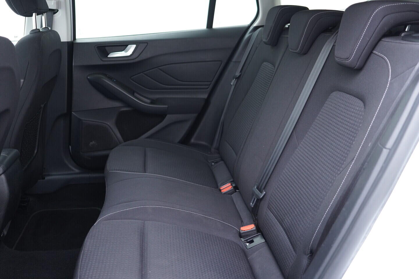 OV190V09521_34.webp_FOCUS Cool&Connect 1.5  88 kW manuál