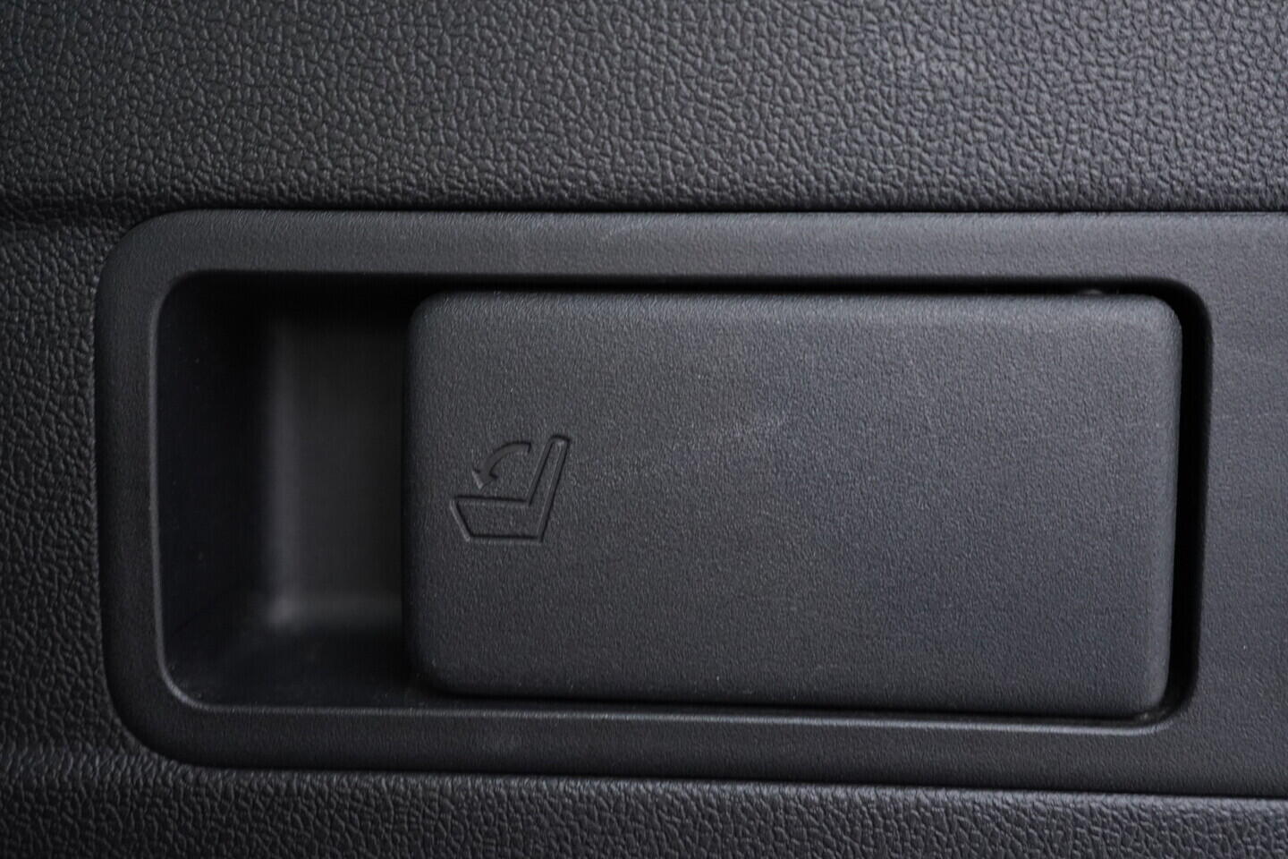 OV190V09521_36.webp_FOCUS Cool&Connect 1.5  88 kW manuál