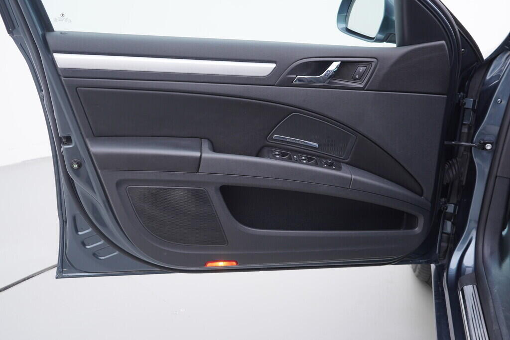 OV190V09523_19.webp_SUPERB Elegance 2.0 TDI 103 kW manuál