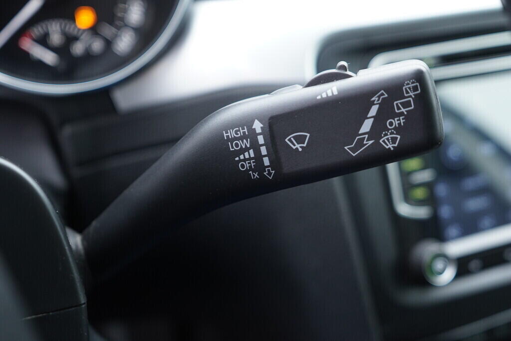 OV190V09523_26.webp_SUPERB Elegance 2.0 TDI 103 kW manuál