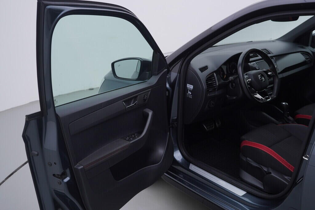 OV190V09525_18.webp_FABIA Monte Carlo 1.0 TSI 70 kW automat