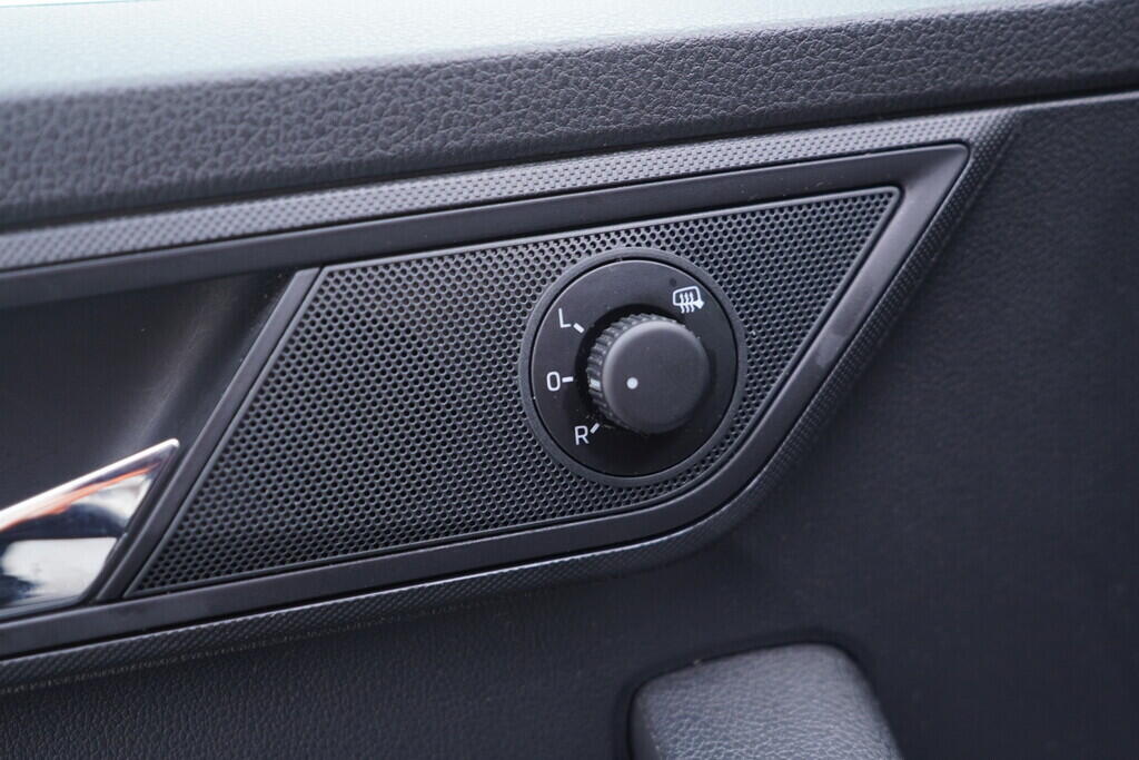 OV190V09525_21.webp_FABIA Monte Carlo 1.0 TSI 70 kW automat