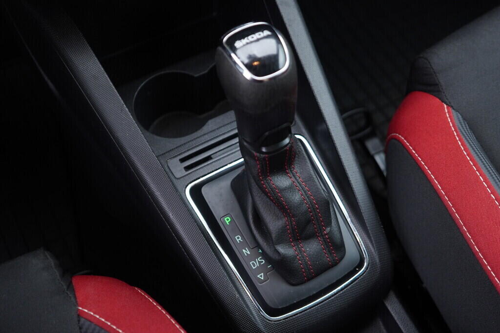 OV190V09525_32.webp_FABIA Monte Carlo 1.0 TSI 70 kW automat